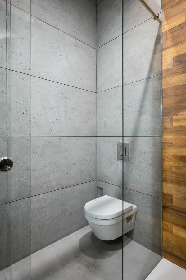 Goldfinger 3-Bed Unique Apartment In The Heart Of Podgorze Cracovie Extérieur photo