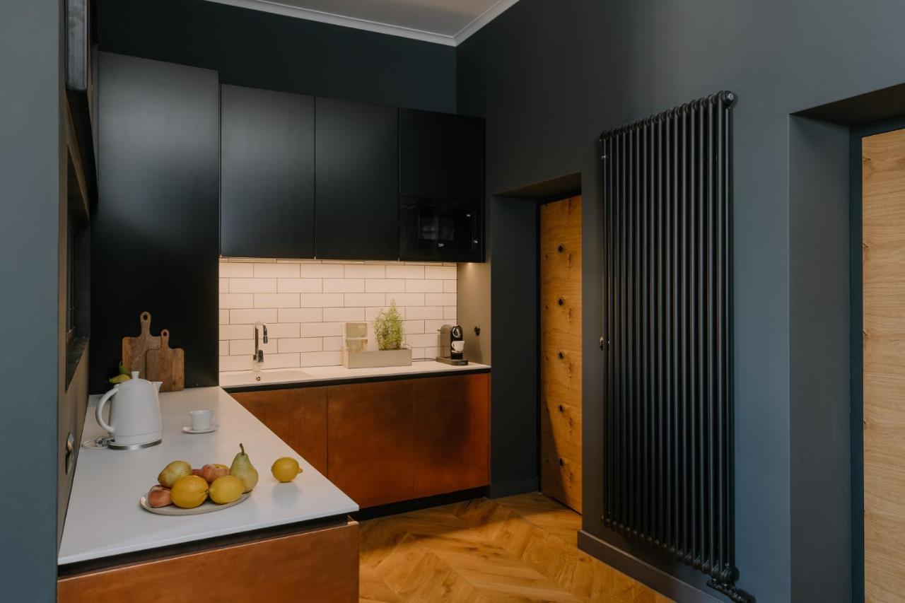 Goldfinger 3-Bed Unique Apartment In The Heart Of Podgorze Cracovie Extérieur photo